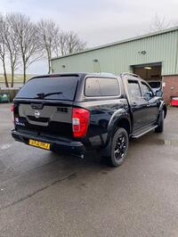 NISSAN NAVARA