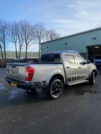 NISSAN NAVARA