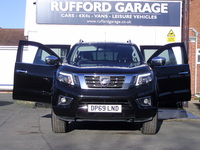 NISSAN NAVARA