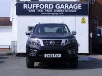 NISSAN NAVARA