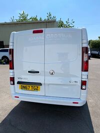 VAUXHALL VIVARO