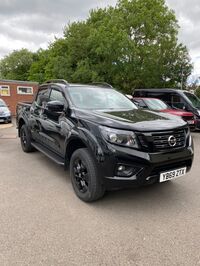 NISSAN NAVARA