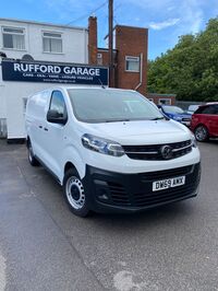 VAUXHALL VIVARO