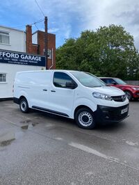 VAUXHALL VIVARO