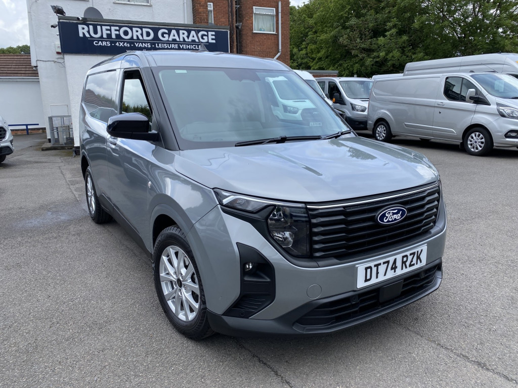 2025 Ford Transit Courier