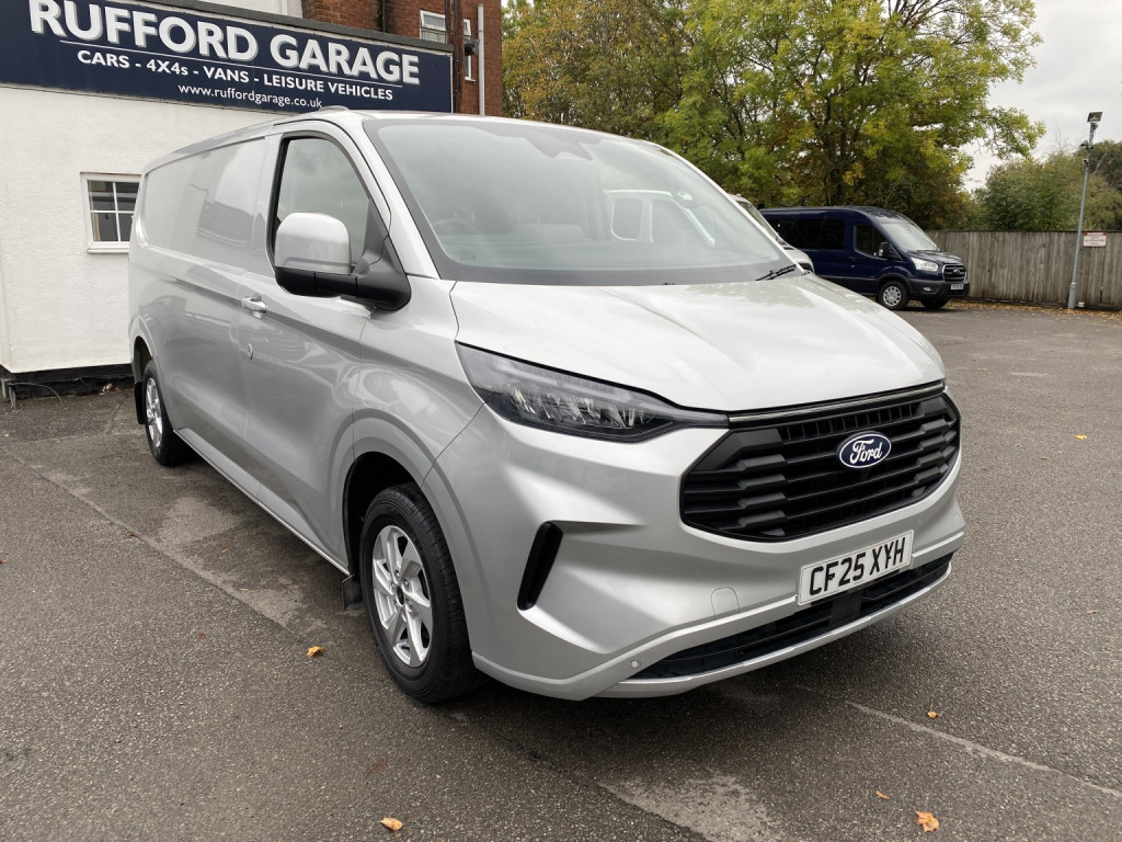 2025 Ford Transit Custom